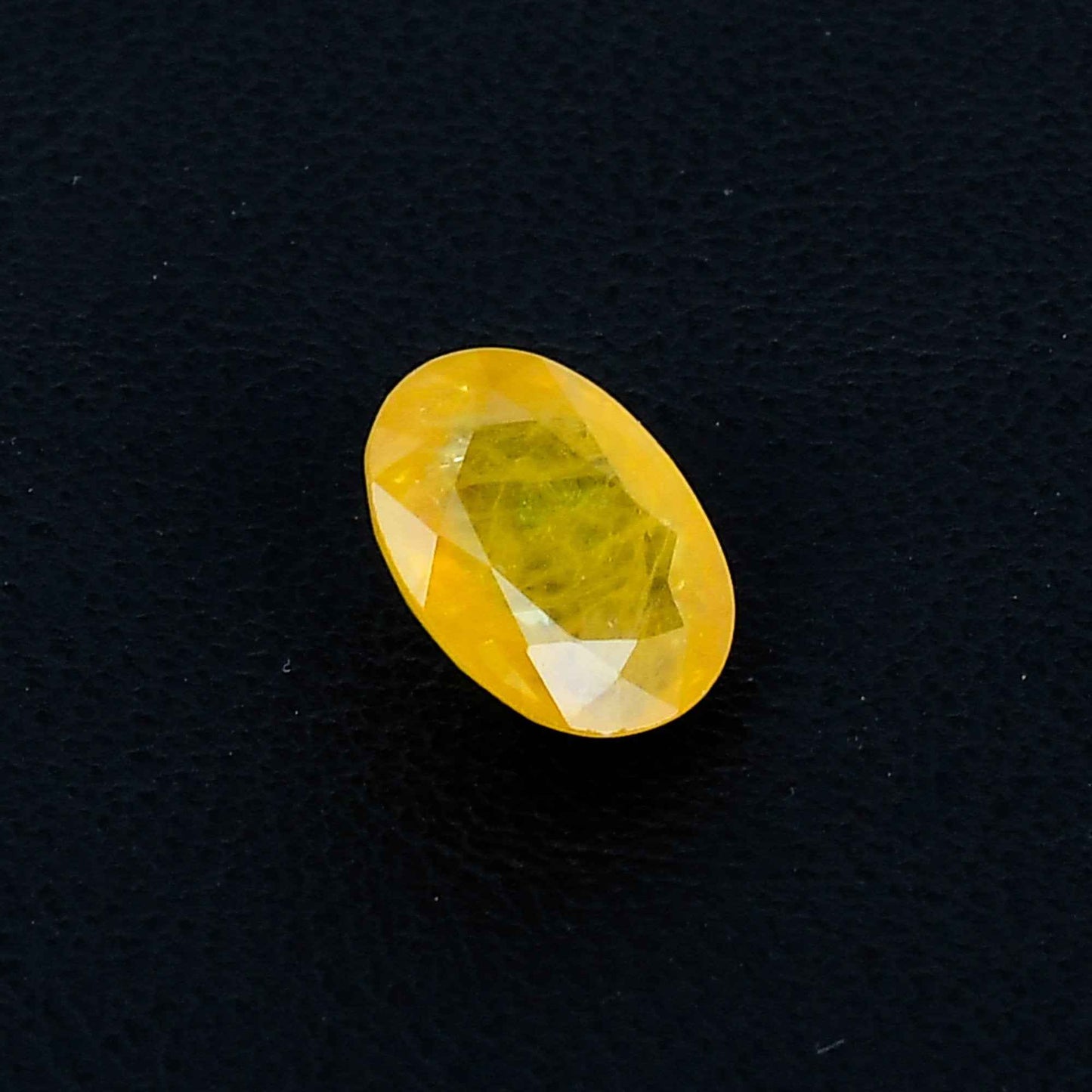 Yellow Sapphire - 4.35 Carats