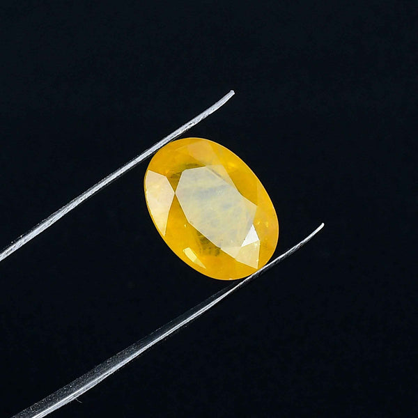 Yellow Sapphire - 4.35 Carats