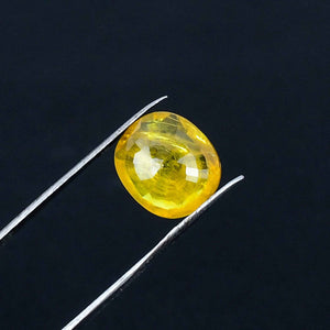 Yellow Sapphire - 4.39 Carats