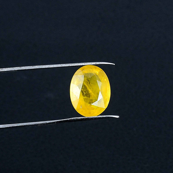 Yellow Sapphire - 6.03 Carats