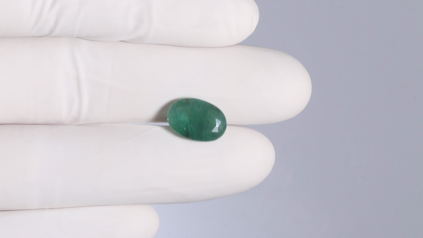 
                    
                      Natural Zambian Emerald (Panna) 4.95 Carats - Media 3
                    
                  