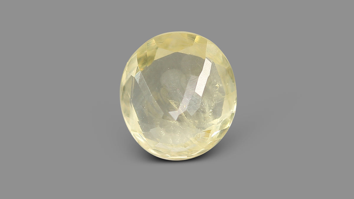 Natural Yellow Sapphire (Pukhraj) 3.28 Carats