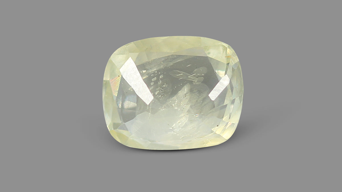 Natural Yellow Sapphire (Pukhraj) 3.87 Carats