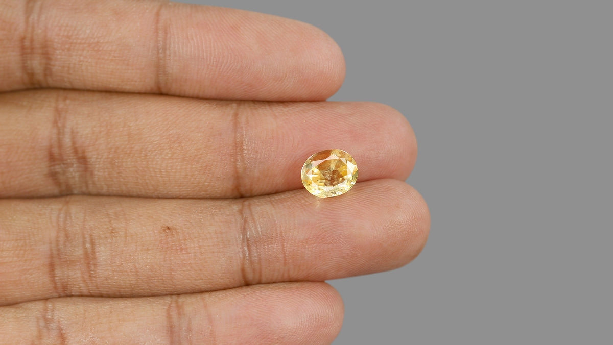 Natural Yellow Sapphire (Pukhraj) 3.74 Carats