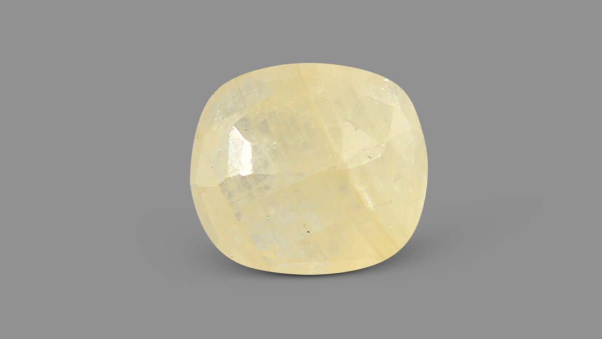 Natural Yellow Sapphire (Pukhraj) 3.98 Carats