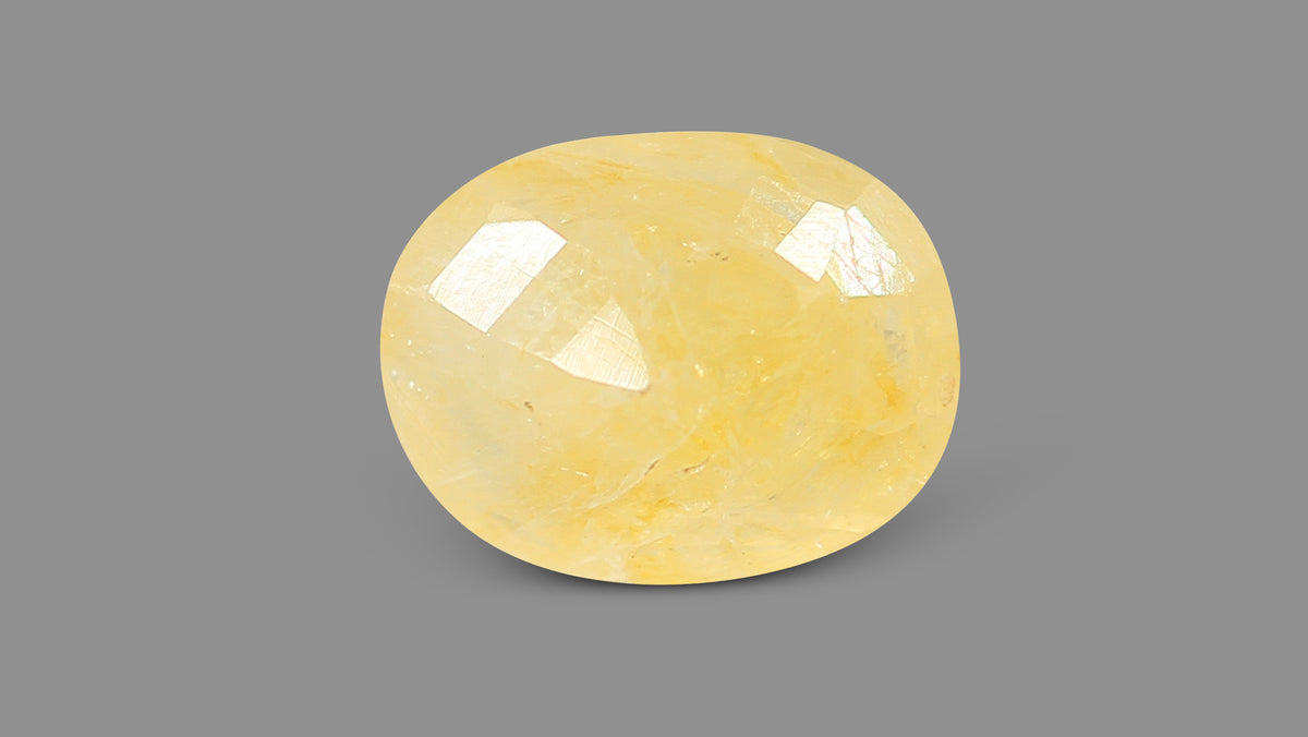 Natural Yellow Sapphire (Pukhraj) 4.92 Carats