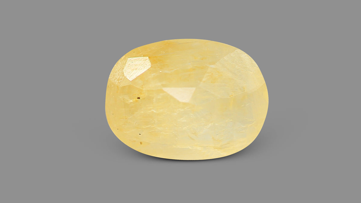 Natural Yellow Sapphire (Pukhraj) 4.40 Carats