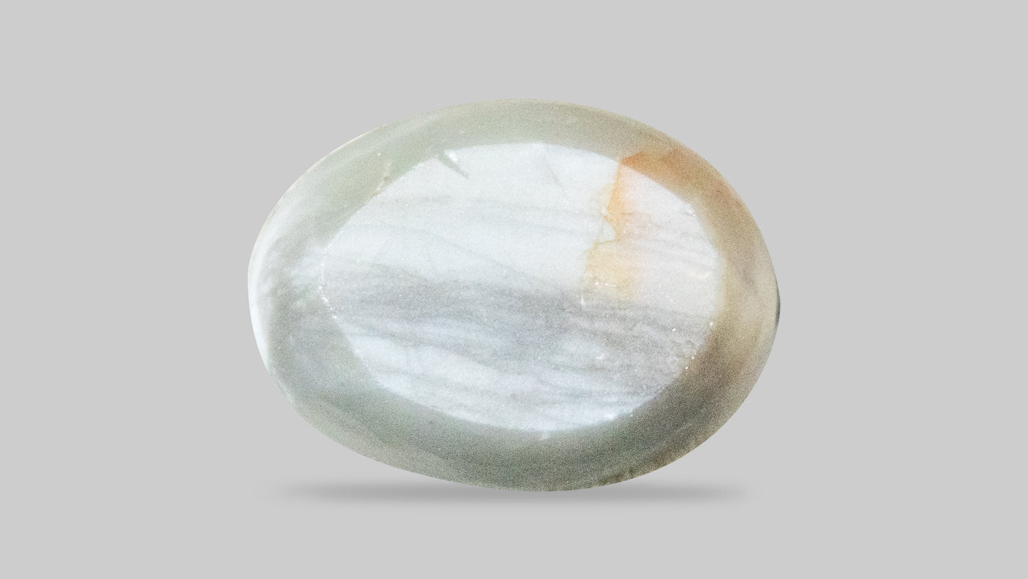 NATURAL CAT'S EYE (Lehsuniya) 4.88 Carats - Media 2