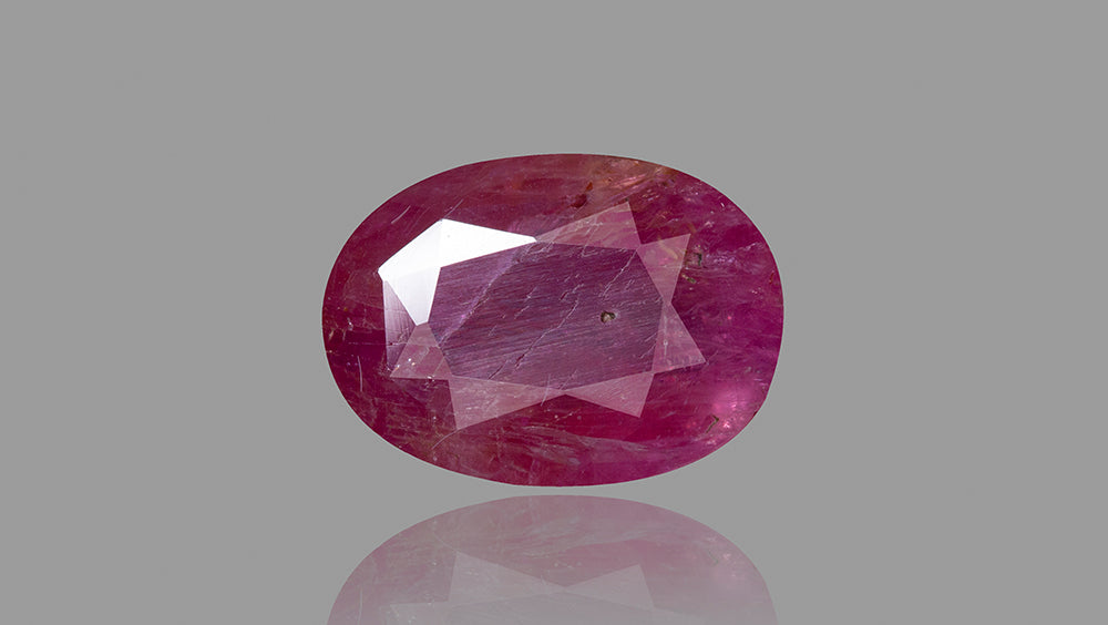 Burmese Ruby (Manik) 7.01 Carats - Ruby (Manik)