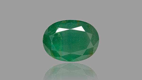 Minor Oil Natural Zambian Emerald (Panna) 13.99 Carats - Emerald (Panna)