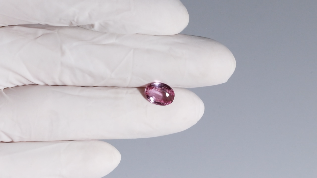 
                    
                      NATURAL PINK SAPPHIRE 3.00 CARATS - Media 4
                    
                  