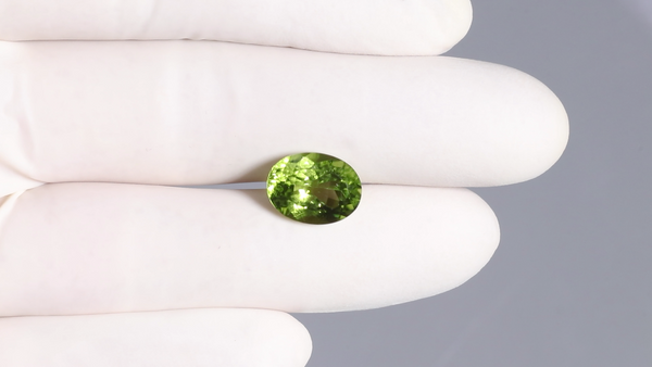 NATURAL PERIDOT 6.14 CARATS - Media 4