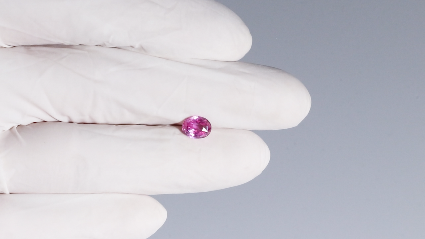 
                    
                      NATURAL PINK SAPPHIRE 1.78 CARATS - Media 4
                    
                  