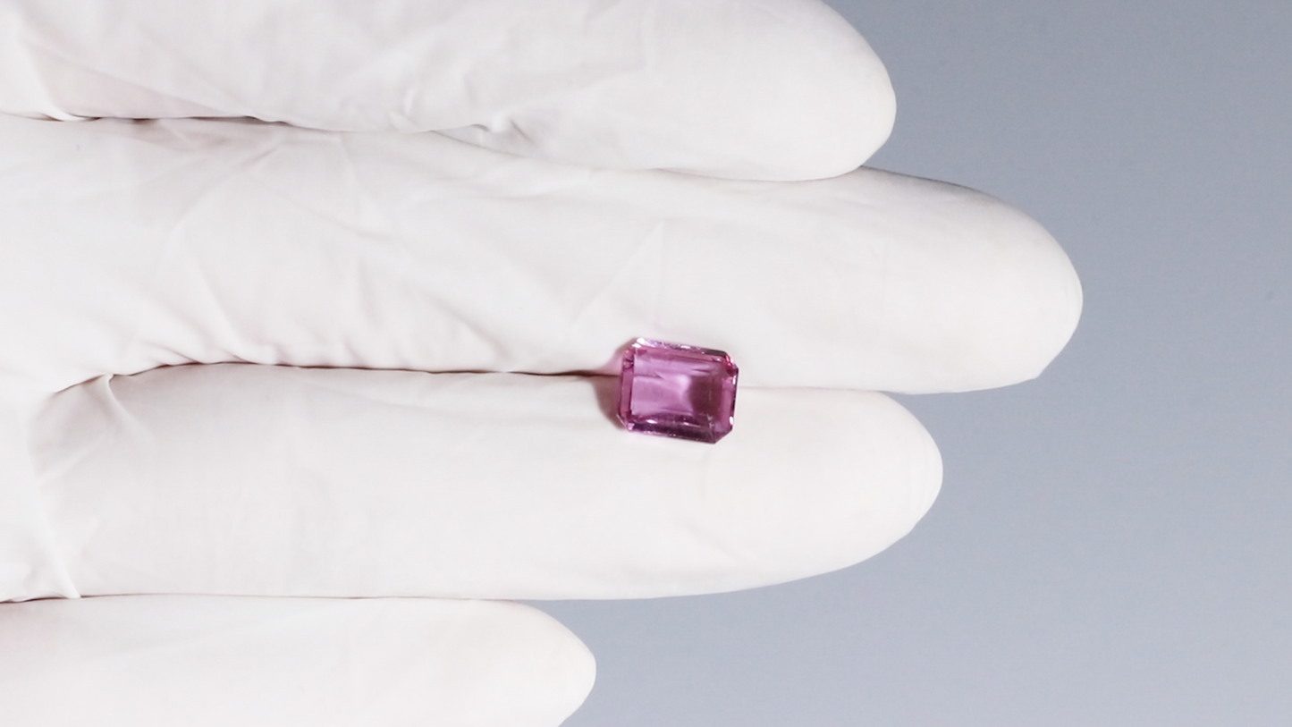 
                    
                      NATURAL PINK SAPPHIRE 3.03 CARATS - Media 4
                    
                  