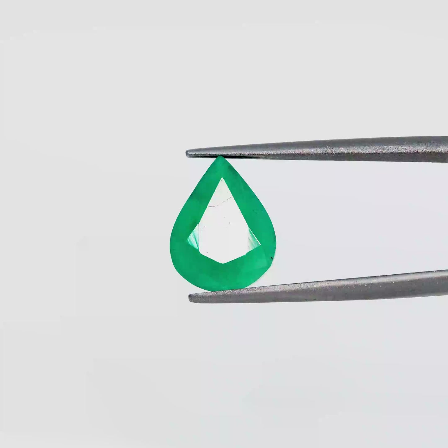 Emerald - 4.9 Carats