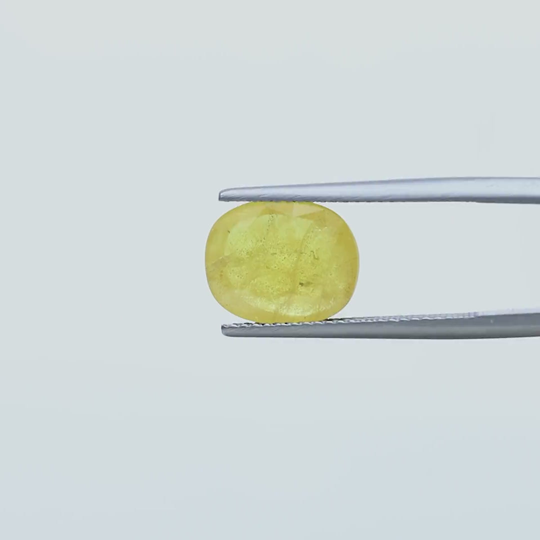 Yellow Sapphire - 4.73 Carats