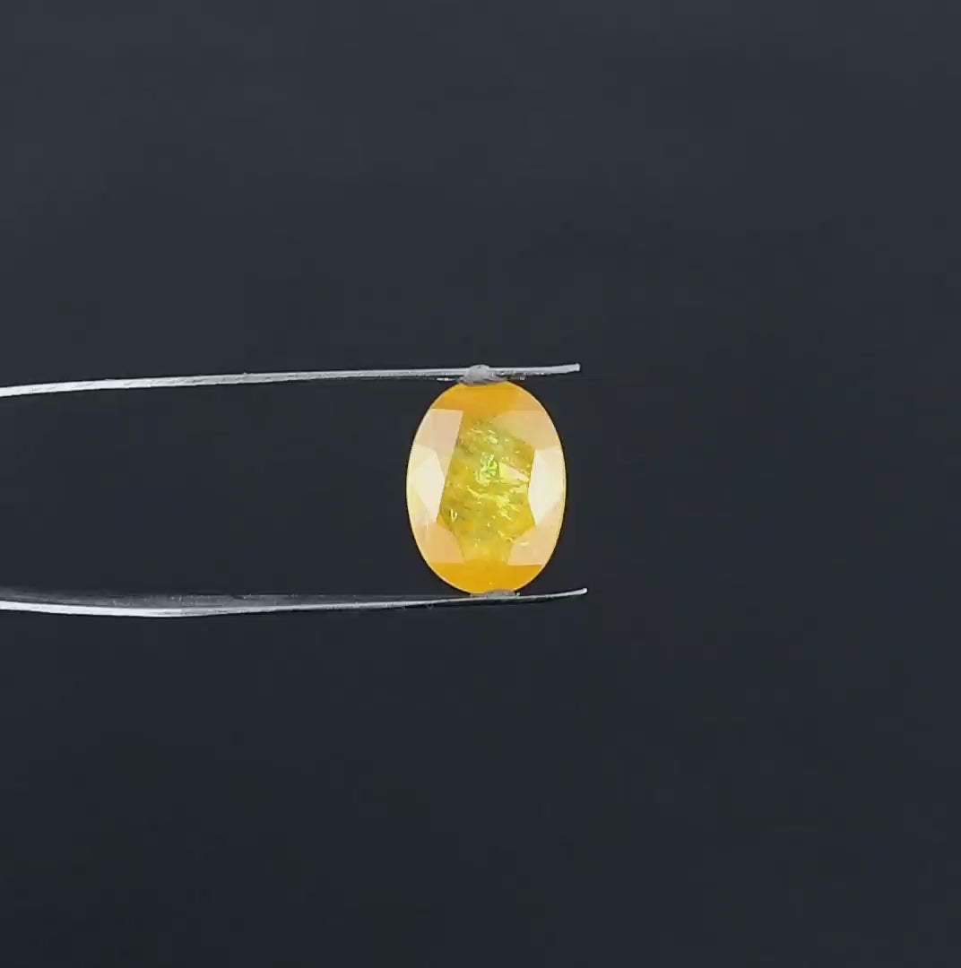 Yellow Sapphire - 8.69 Carats