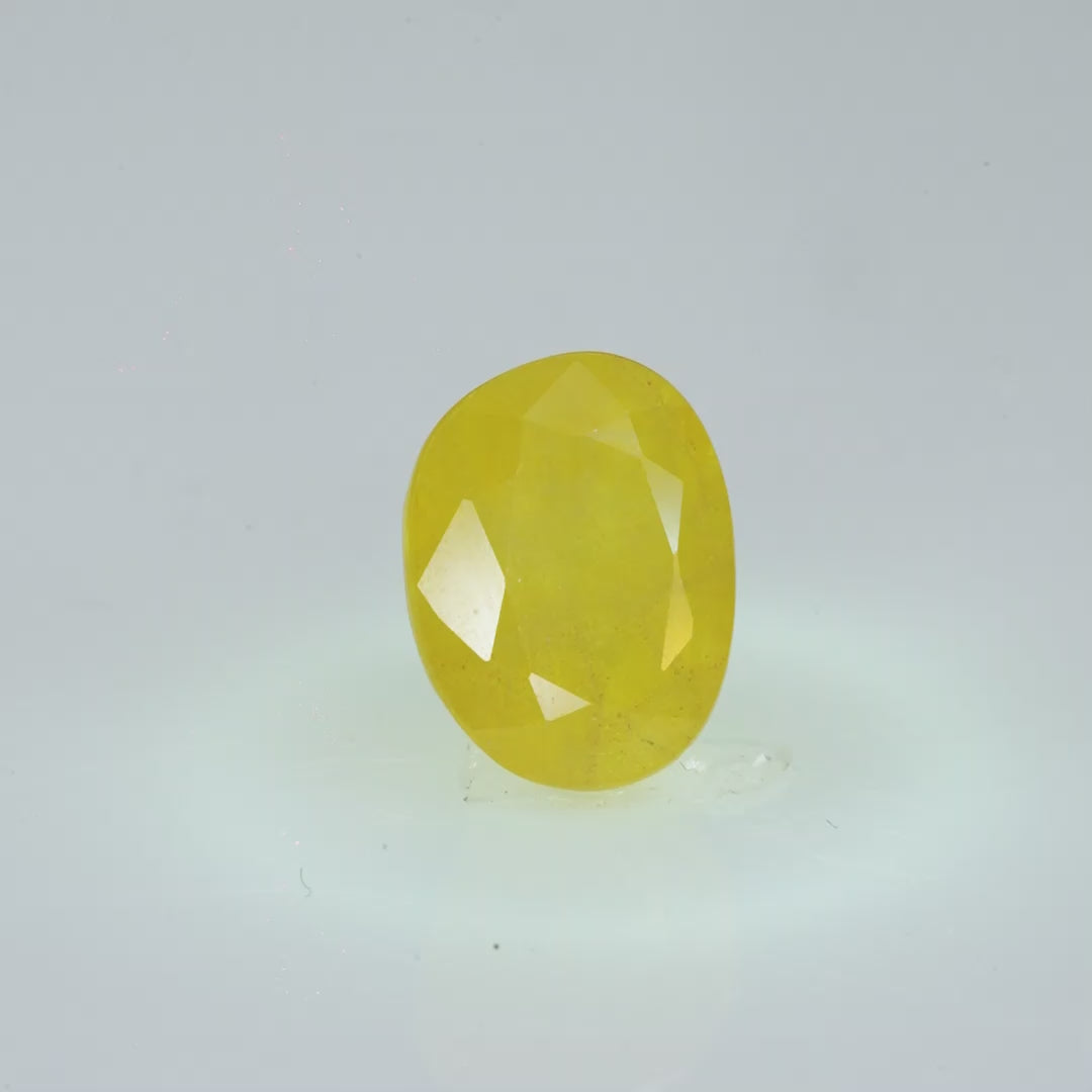 Natural Yellow Sapphire - 3.72 Carats