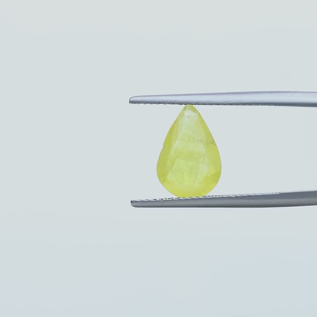 Yellow Sapphire - 2.87 Carats