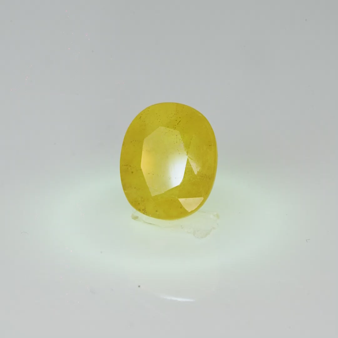 Natural Yellow Sapphire - 3.89 Carats