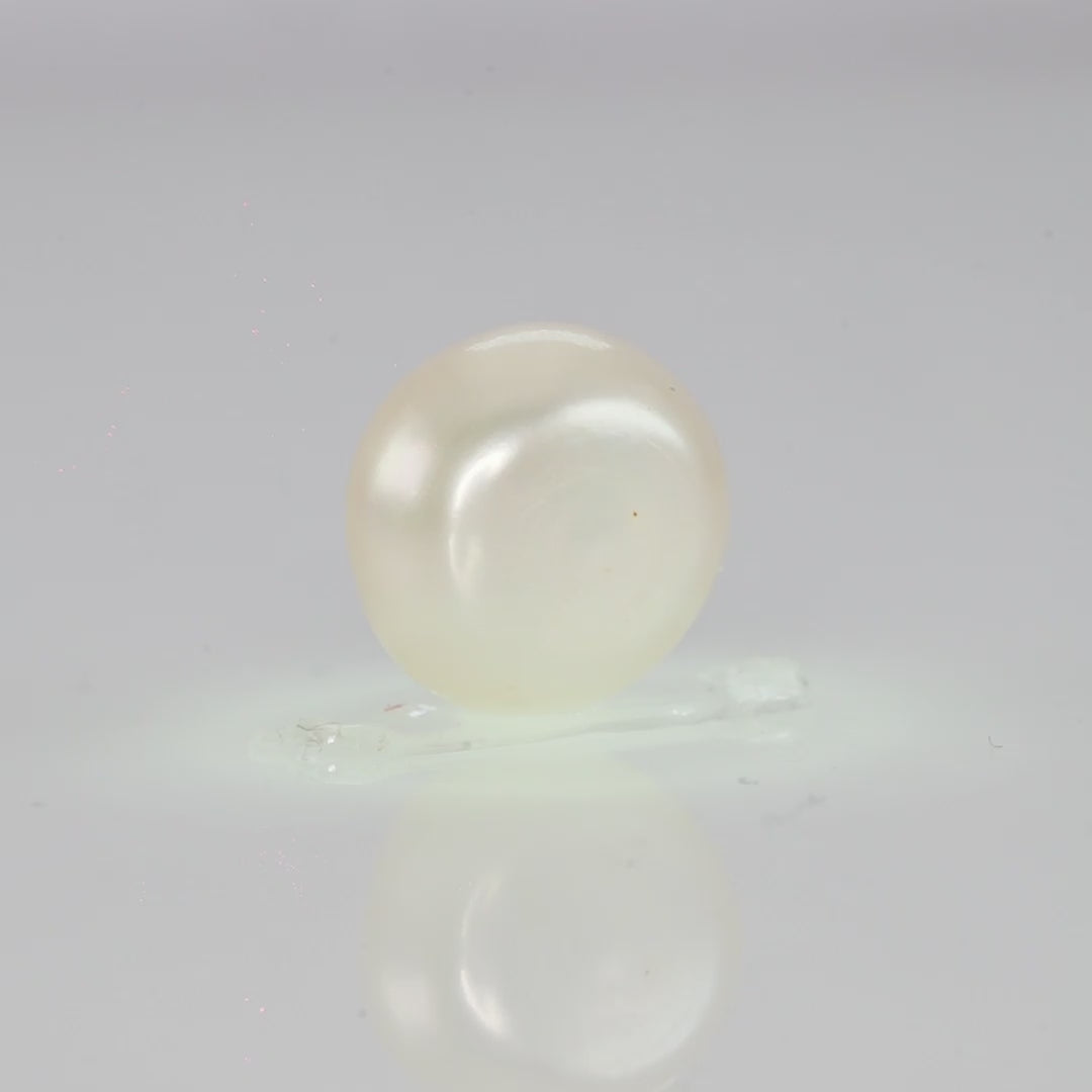 Pearl - 4.97 Carats V