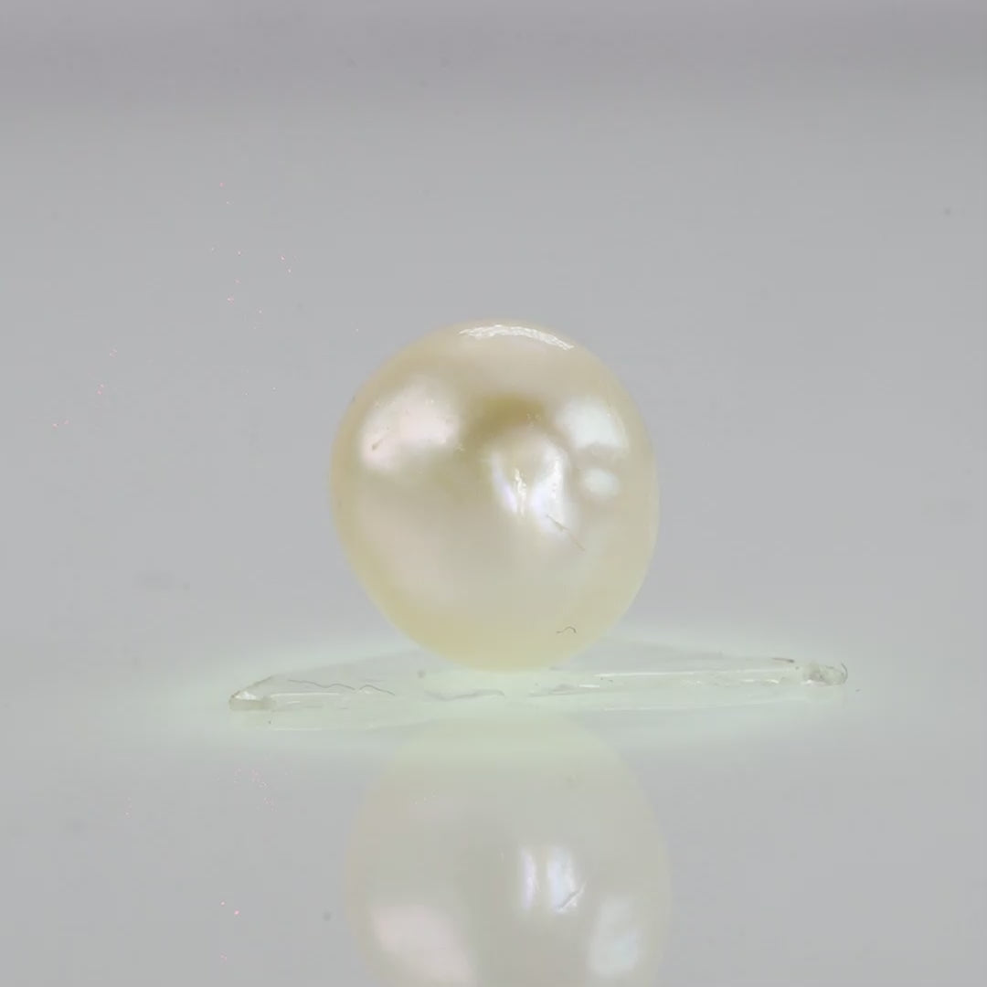 Natural Fresh Water Pearl - 3.89 Carats V