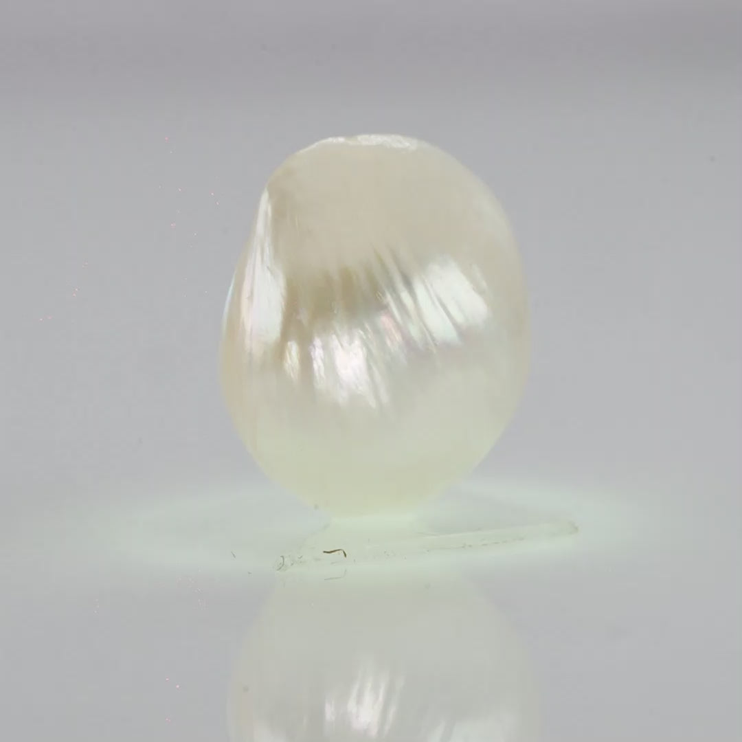 Natural Fresh Water Pearl - 7.86 Carats V
