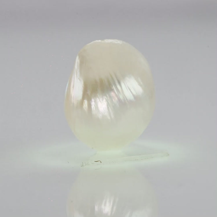 Natural Fresh Water Pearl - 7.86 Carats V