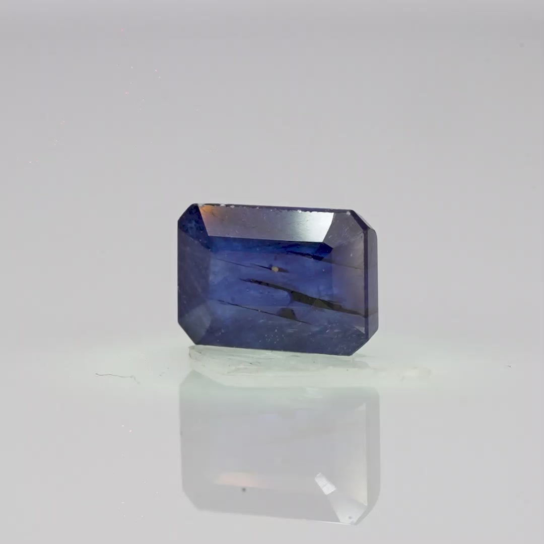 Natural Blue Sapphire - 5.15 Carats