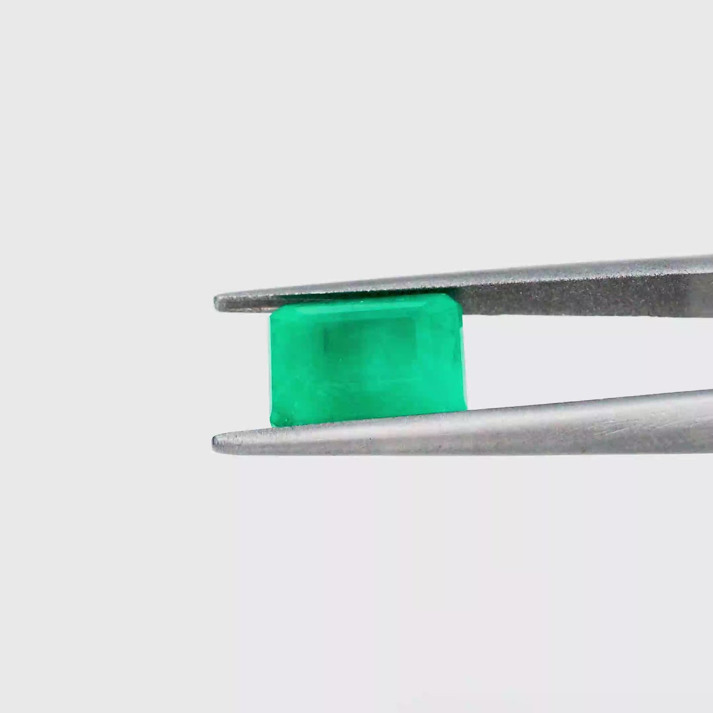 Emerald - 4.7 Carats