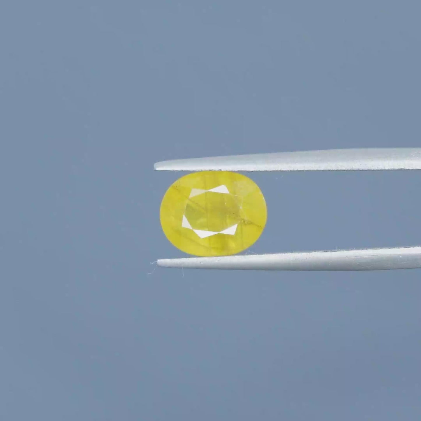 Yellow Sapphire - 5.19 Carats